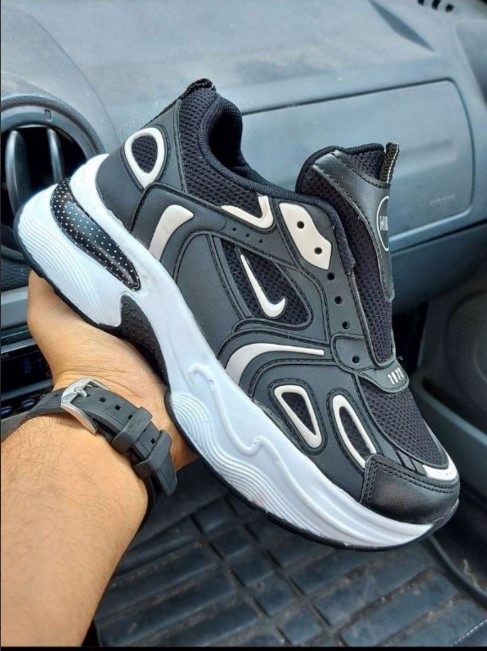 کتونی نایک زنانه مدل کپسولی